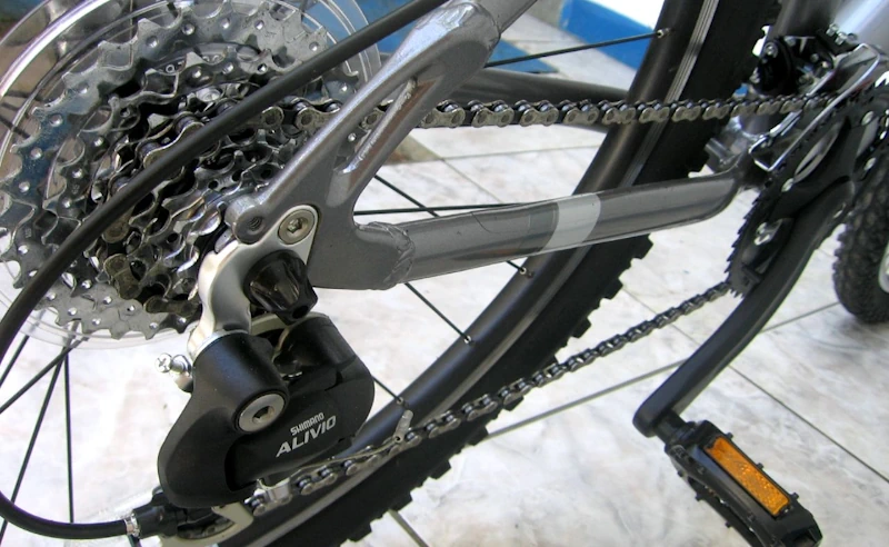 comprobar los cambios de la bicicleta antes de rodar